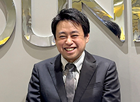 中西 智也